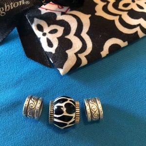 🎉10%OFF LIST PRICE🎉Brighton Bead and 2 Spacers